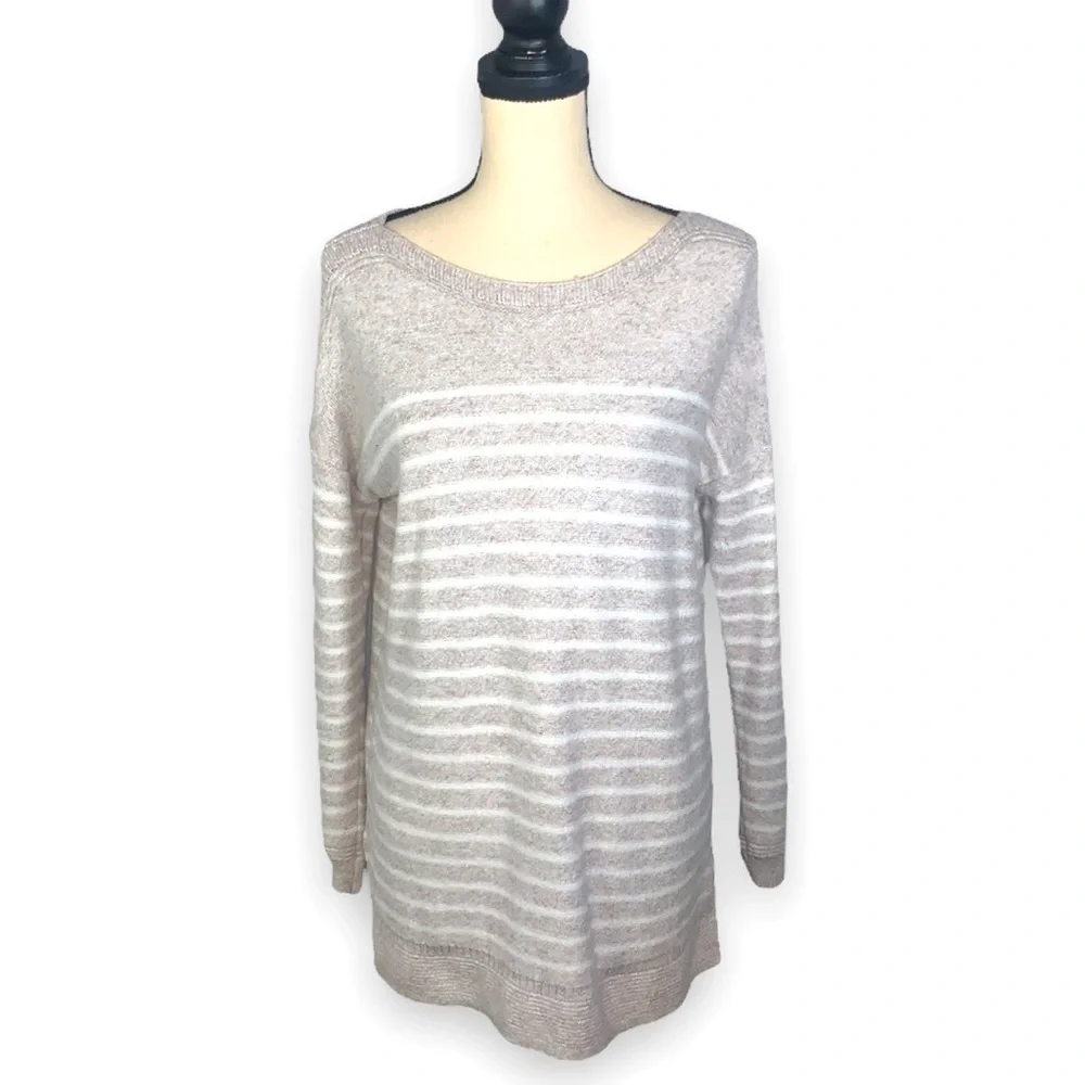 Old Navy Cream & White Striped Longline Tunic Sweater Round Neck Medium